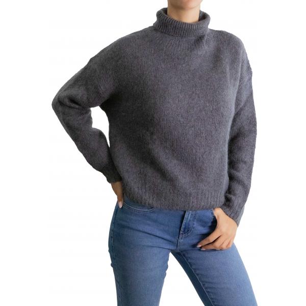 Maglione mohair tinta unita collo alto